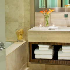 L'Hermitage Hotel