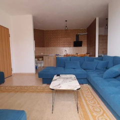 Real Hotel thumbnail 1