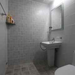 Y Hotel thumbnail 7