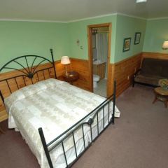 The Arbor Inn thumbnail 30