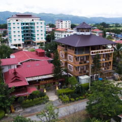 Teak Wood Hotel thumbnail 24