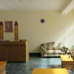 The Auspicious Hotel thumbnail 2