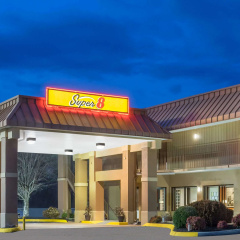 Super 8 by Wyndham Knoxville North/Powell thumbnail 1