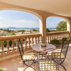 Villa With Pool and sea Views - Bild 15