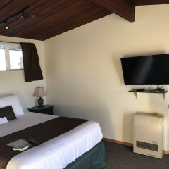 The Pioneer Motel thumbnail 3