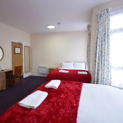Woodlands Lodge Ilford thumbnail 26