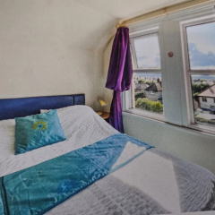 Sunrise Apartments thumbnail 3