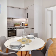 DownTown Suites Rubesova - Bild 19