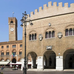 Holiday Treviso Suite LOMBARDI
