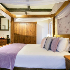 The Old Hall Inn thumbnail 2