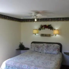 Sunset Motor Court Motel thumbnail 1
