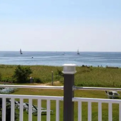 The Seaside Inn thumbnail 3