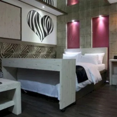 Hotel Wow thumbnail 16