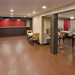 Red Lion Inn & Suites Federal Way thumbnail 7