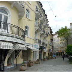 Downtown Apartments Theatre - Bild 2