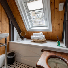 The Attic Flat thumbnail 8