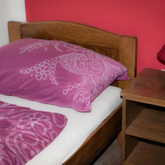 Guesthouse Pink Panther thumbnail 2