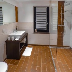 DAS TANN rooms & wine - Bild 4
