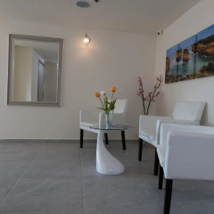 Sur La Mer Hotel thumbnail 10