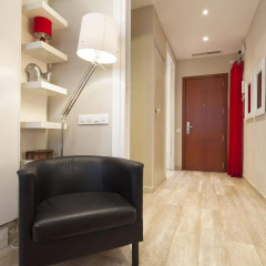 Aspasios Urquinaona Apartments thumbnail 10