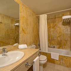 Iberostar Waves Ciudad Blanca - Bild 8