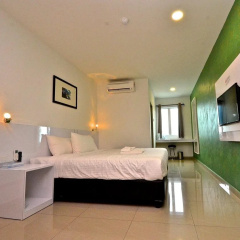 Yew Boutique Hotel thumbnail 4