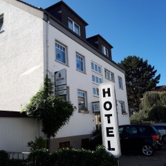 Hotel Kaup - Bild 1