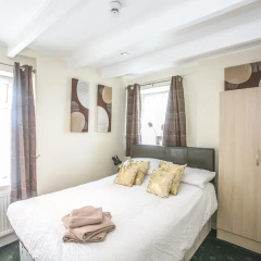The Brown Horse Hotel thumbnail 6