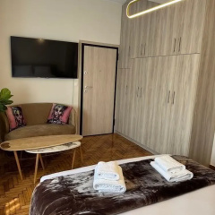 Athenian Stay Chara s 2 Apartment - Bild 12