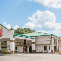 Super 8 by Wyndham Dothan thumbnail 1