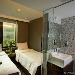 J Link Hotel in Hong Kong, China from 85$, photos, reviews - zenhotels.com guestroom