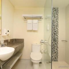 ZIA Hotel Kuta in Bali, Indonesia from 28$, photos, reviews - zenhotels.com bathroom