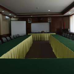 Surya Pesona Beach Hotel thumbnail 23