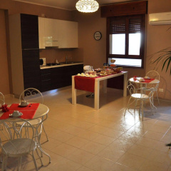 Marcella House thumbnail 13
