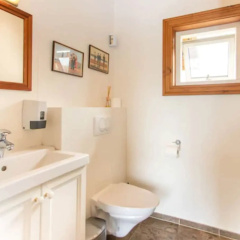 Guesthouse Hill thumbnail 9