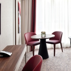 Mövenpick Hotel Apartments Downtown Dubai - Bild 15