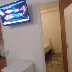 Booked Easy- Guest House -CT Airport thumbnail 5