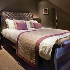 The Parkville Hotel thumbnail 2