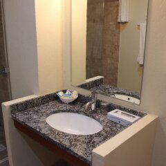 Sea Palace by Capital Vacations in Philipsburg, Sint Maarten from 209$, photos, reviews - zenhotels.com bathroom photo 2