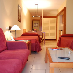 Bertran Aparthotel - Bild 12