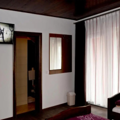 Guesthouse Pink Panther thumbnail 1