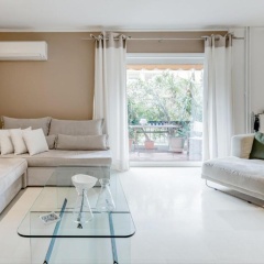 Unique Luxurious Apartment at Athenian Riviera - Bild 1