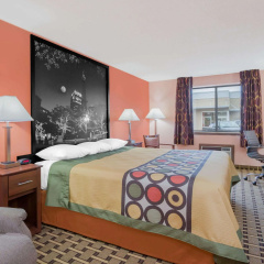 Super 8 by Wyndham Shelbyville thumbnail 3