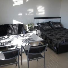 Sea View Studio in Orion Garden - Bild 1