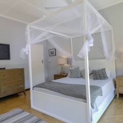 Private Self Catering Cottage in Victoria Falls in Buffalo Range, Zimbabwe from 422$, photos, reviews - zenhotels.com photo 17