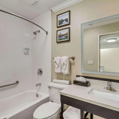 Comfort Inn Murray - Salt Lake City South thumbnail 8