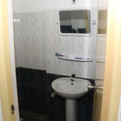 Tharusha White House Hotel thumbnail 5