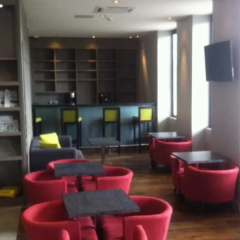 Kyriad Paris Ouest Puteaux La Defense - Bild 1