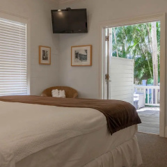 Palm Gardens thumbnail 6