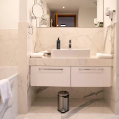 Main Plaza Suite Tower - Bild 10